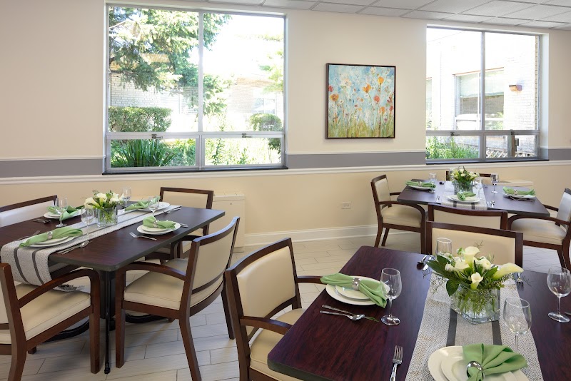 BELLA TERRA MORTON GROVE nursing home in MORTON GROVE, IL - Photo 4 of 5