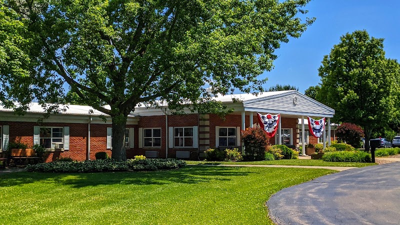 FRANKLIN GROVE LIVING AND REHAB nursing home in FRANKLIN GROVE, IL - Photo 3 of 9