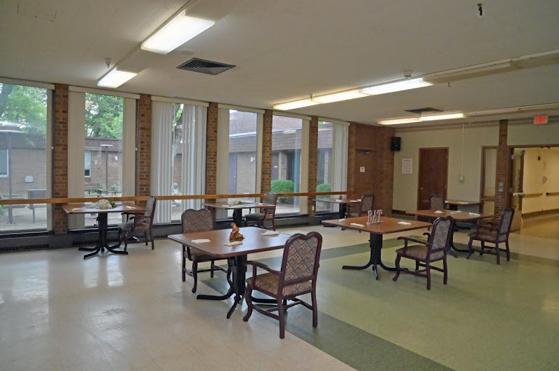 GOLDWATER CARE PEORIA HEIGHTS nursing home in PEORIA HEIGHTS, IL - Photo 4 of 5