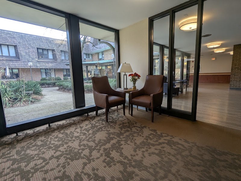 PEARL OF HINSDALE, THE nursing home in HINSDALE, IL - Photo 5 of 5