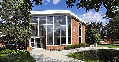 ALDEN PARK STRATHMOOR nursing home in ROCKFORD, IL - Photo 3 of 5