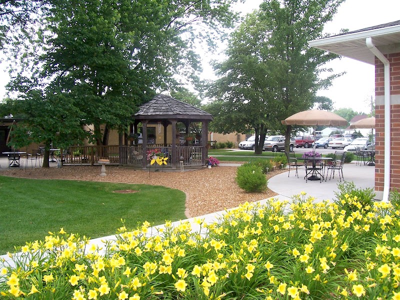 LITCHFIELD HEALTH & REHAB CENTER nursing home in LITCHFIELD, IL - Photo 3 of 10