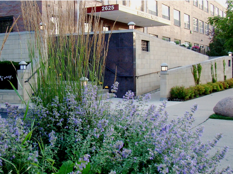 BUCKINGHAM PAVILION nursing home in CHICAGO, IL - Photo 5 of 6