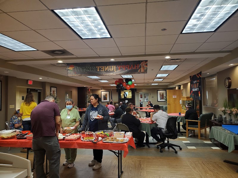 GROVE OF ELMHURST, THE nursing home in ELMHURST, IL - Photo 5 of 5