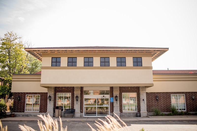 PEARL OF JOLIET, THE nursing home in JOLIET, IL - Photo 3 of 5