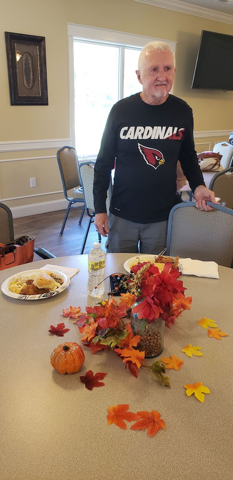 LUTHERAN CARE CENTER nursing home in ALTAMONT, IL - Photo 3 of 10