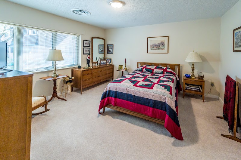 CLARK-LINDSEY VILLAGE nursing home in URBANA, IL - Photo 3 of 5