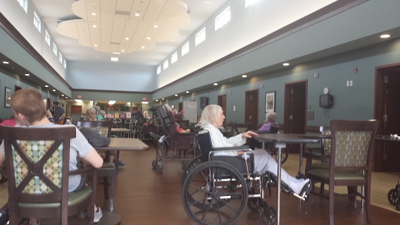 PAVILION OF OTTAWA nursing home in OTTAWA, IL - Photo 3 of 10