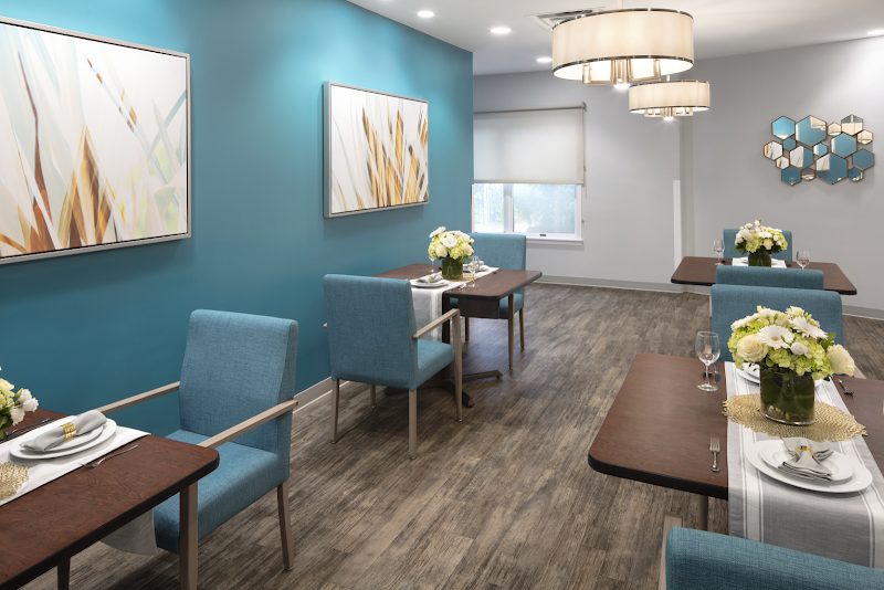 GROVE OF ST CHARLES nursing home in SAINT CHARLES, IL - Photo 4 of 10