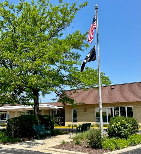 Allure Of Zion nursing home in ZION, IL - Photo 3 of 5