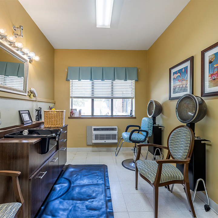 Marigold Rehabilitation Hcc nursing home in GALESBURG, IL - Photo 5 of 5