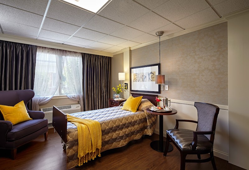 ALTA REHAB AT OAK BROOK nursing home in OAK BROOK, IL - Photo 4 of 5