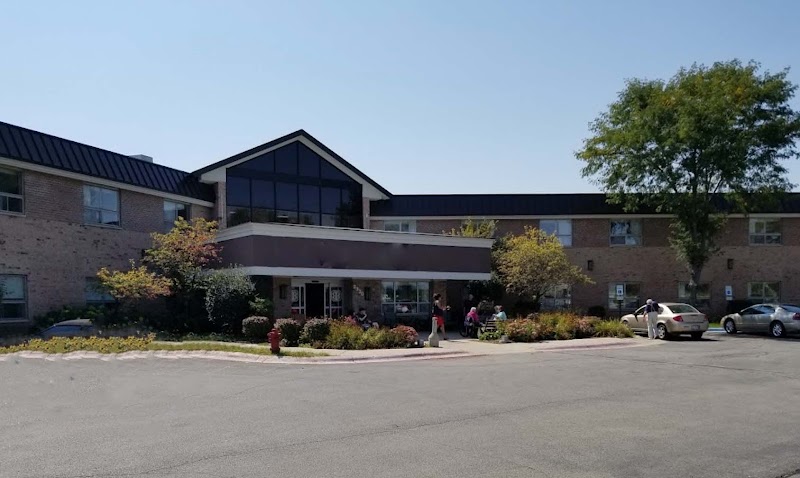 PEARL OF ORCHARD VALLEY nursing home in AURORA, IL - Photo 4 of 5