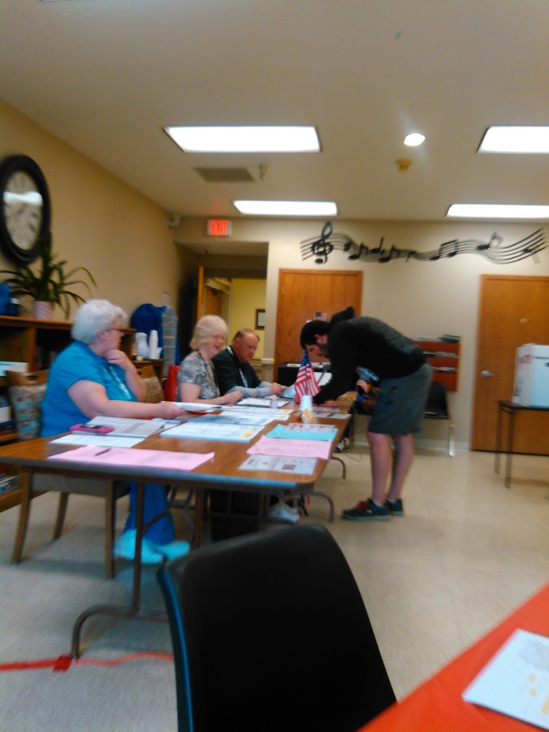 MCLEAN COUNTY NURSING HOME nursing home in NORMAL, IL - Photo 3 of 8