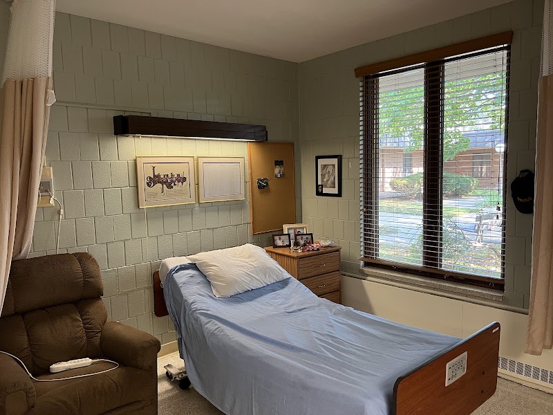 MCLEAN COUNTY NURSING HOME nursing home in NORMAL, IL - Photo 5 of 8