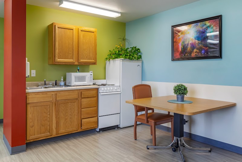 HILLSBORO REHAB & HCC nursing home in HILLSBORO, IL - Photo 4 of 5