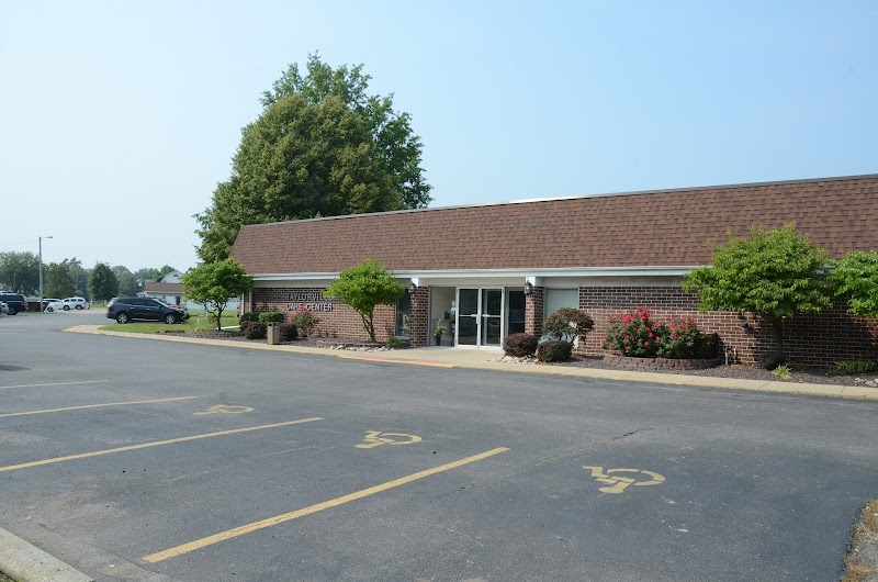 TAYLORVILLE CARE CENTER nursing home in TAYLORVILLE, IL - Photo 4 of 5