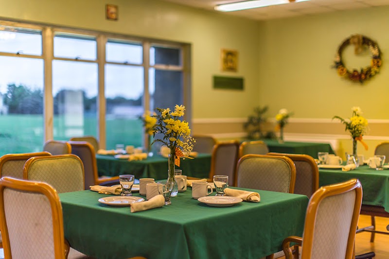 HIGHLAND HEALTH CARE CENTER nursing home in HIGHLAND, IL - Photo 3 of 5