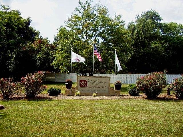 EFFINGHAM HEALTHCARE & SENIOR LIVING nursing home in EFFINGHAM, IL - Photo 3 of 5