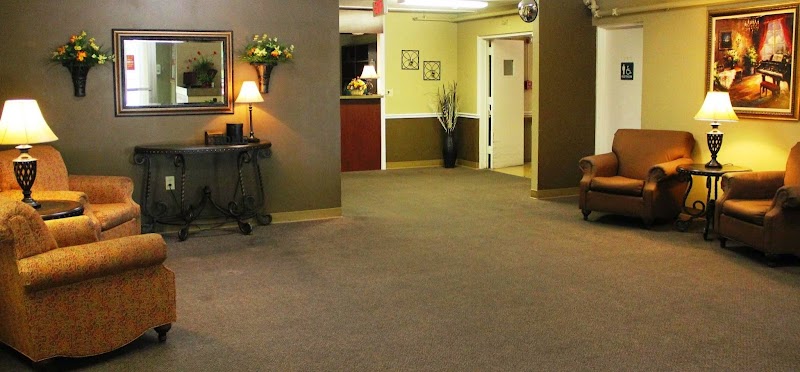 EFFINGHAM HEALTHCARE & SENIOR LIVING nursing home in EFFINGHAM, IL - Photo 4 of 5
