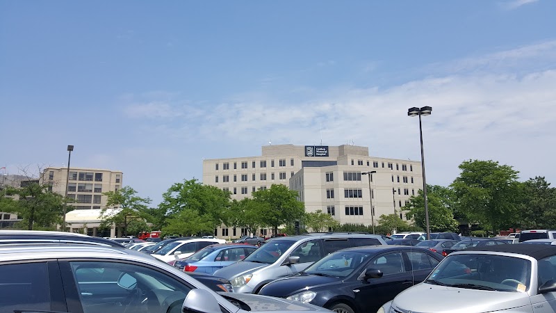 GOTTLIEB MEMORIAL HOSPITAL nursing home in MELROSE PARK, IL - Photo 5 of 7