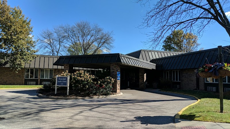 BRANDEL HEALTH AND REHAB nursing home in NORTHBROOK, IL - Photo 2 of 10