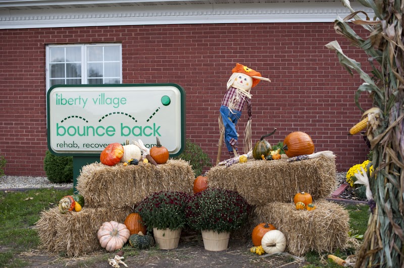 PEKIN MANOR nursing home in PEKIN, IL - Photo 5 of 10