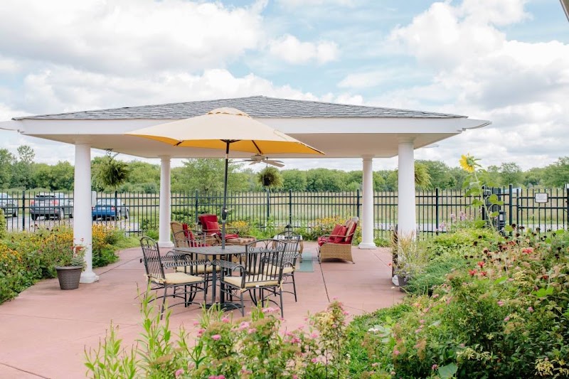 PEARL OF CRYSTAL LAKE, THE nursing home in CRYSTAL LAKE, IL - Photo 4 of 10