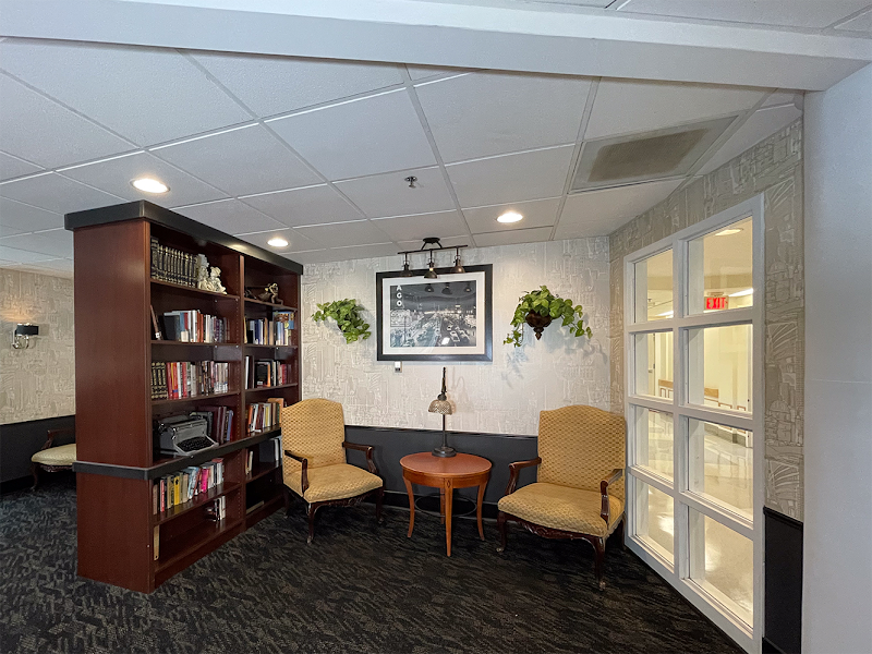 CHATEAU NRSG & REHAB CENTER nursing home in WILLOWBROOK, IL - Photo 4 of 5