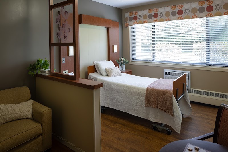 ELEVATE CARE NORTH BRANCH nursing home in NILES, IL - Photo 2 of 5