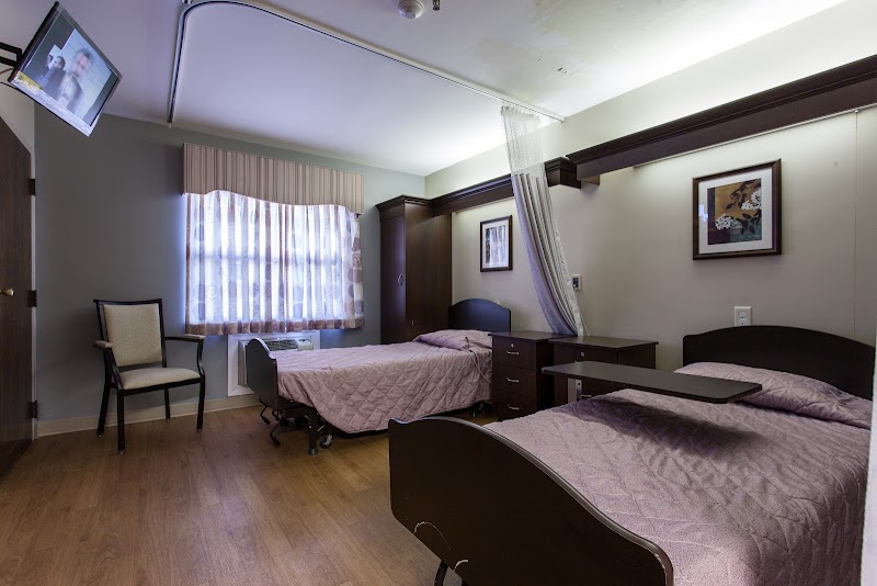 La Bella of Aurora nursing home in AURORA, IL - Photo 4 of 5