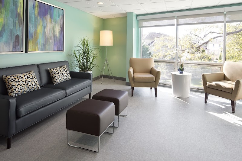 AVANTARA PARK RIDGE nursing home in PARK RIDGE, IL - Photo 3 of 10