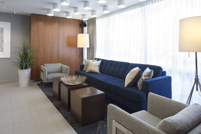 AVANTARA PARK RIDGE nursing home in PARK RIDGE, IL - Photo 4 of 10