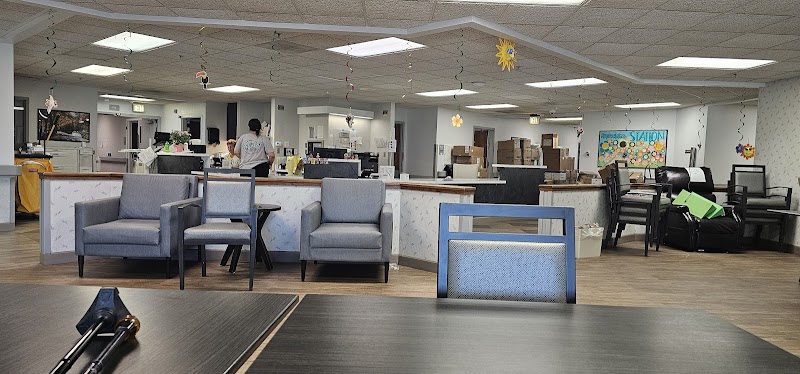 CELEBRATE SR LIVING OF MOLINE nursing home in MOLINE, IL - Photo 2 of 4