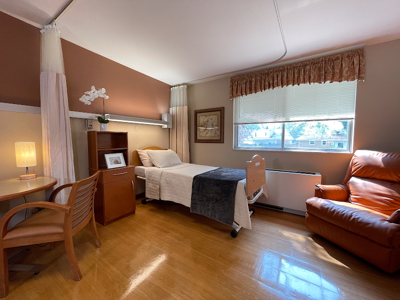 ALIYA OF CRESTWOOD nursing home in CRESTWOOD, IL - Photo 3 of 5