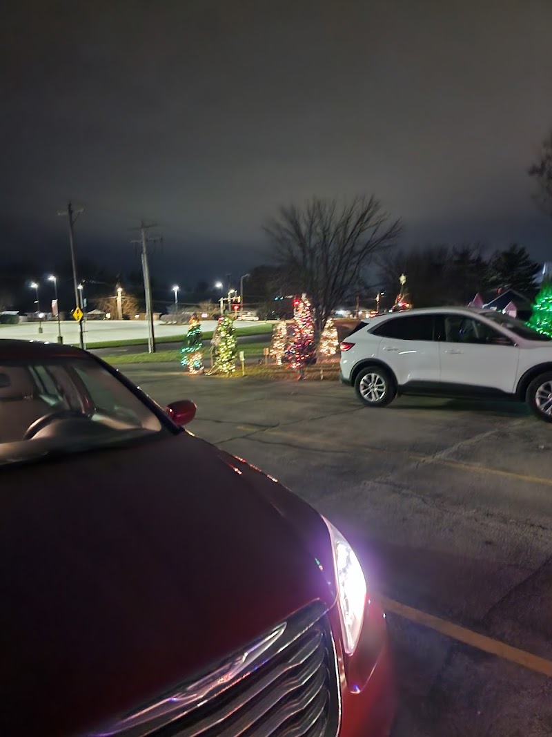 HALLMARK HEALTHCARE OF PEKIN nursing home in PEKIN, IL - Photo 3 of 5