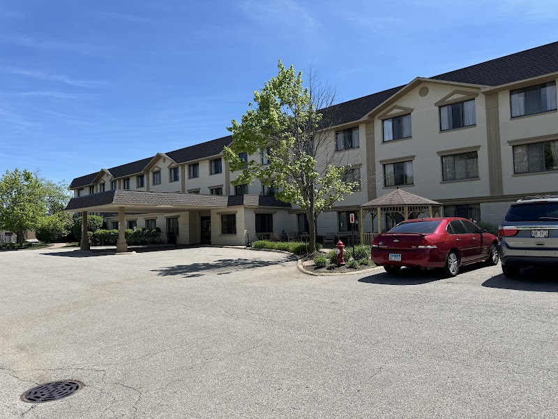 BELLA TERRA STREAMWOOD nursing home in STREAMWOOD, IL - Photo 3 of 10