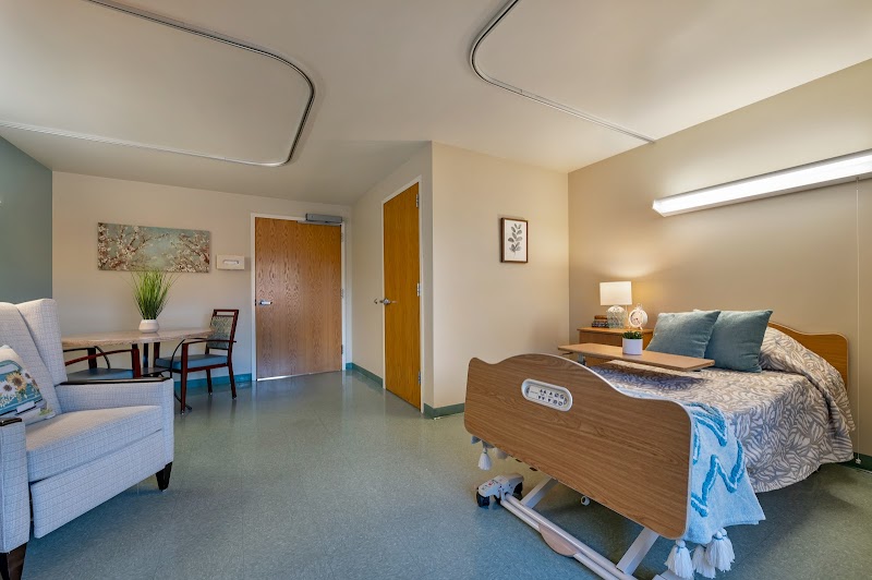 FAIR OAKS REHAB & HEALTHCARE nursing home in SOUTH BELOIT, IL - Photo 3 of 5