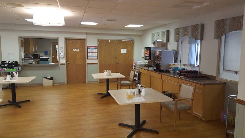 SILVIS CENTER FOR NURSING REHAB & CARE nursing home in SILVIS, IL - Photo 3 of 5