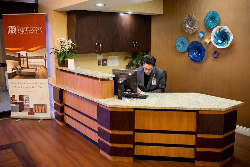 CRESTWOOD REHABILITATION CTR nursing home in CRESTWOOD, IL - Photo 2 of 5