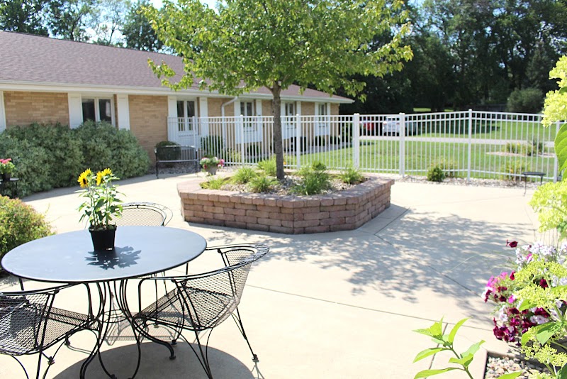 ARC AT NORMAL nursing home in NORMAL, IL - Photo 2 of 5