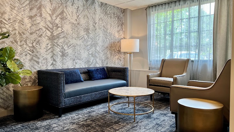 BELLA TERRA LAGRANGE nursing home in LA GRANGE, IL - Photo 5 of 5