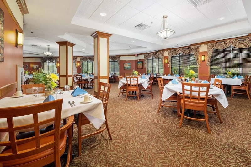 LUTHERAN HILLSIDE VILLAGE nursing home in PEORIA, IL - Photo 3 of 10