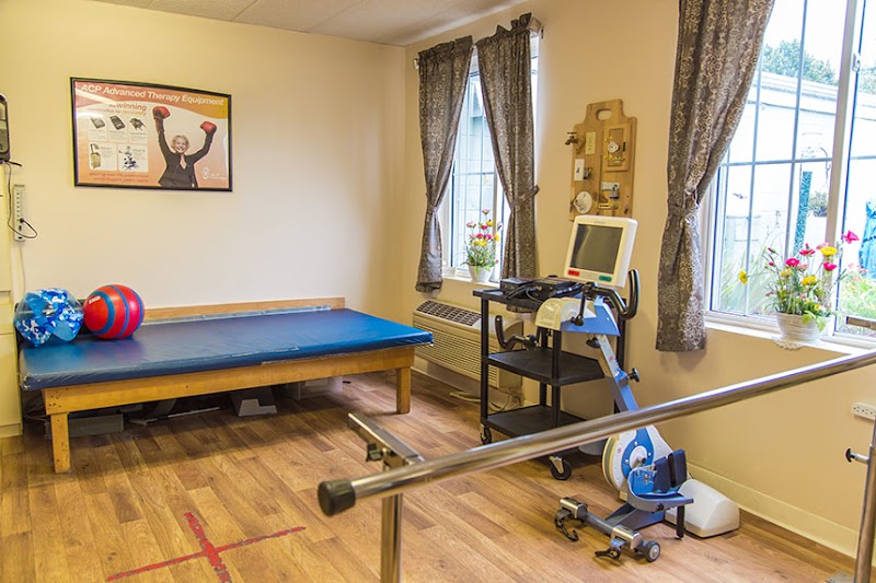 HALLMARK HC OF CARLINVILLE nursing home in CARLINVILLE, IL - Photo 3 of 5