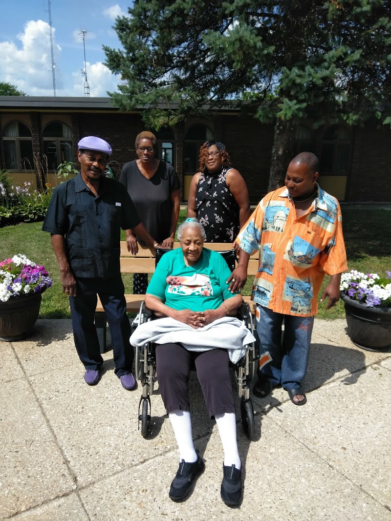 RIVER BLUFF NURSING HOME nursing home in ROCKFORD, IL - Photo 5 of 5