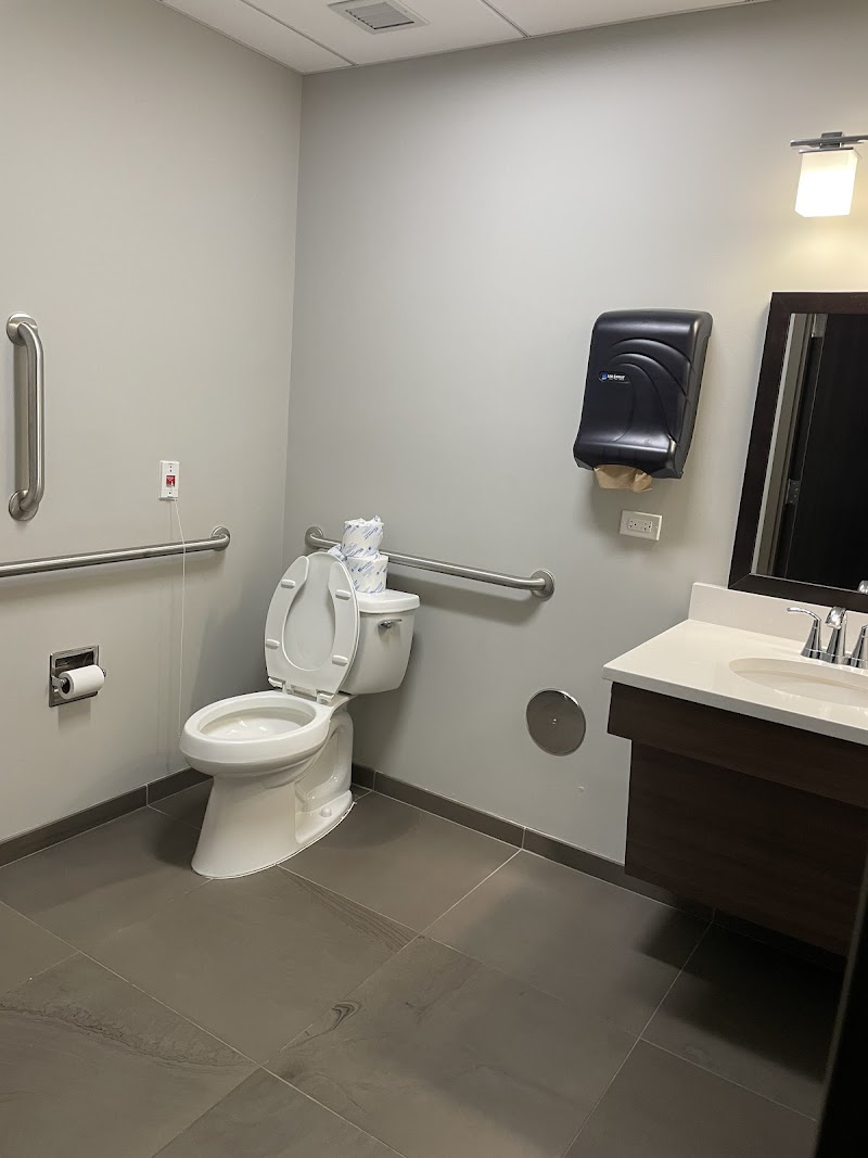 ELEVATE CARE PALOS HEIGHTS nursing home in PALOS HEIGHTS, IL - Photo 5 of 5