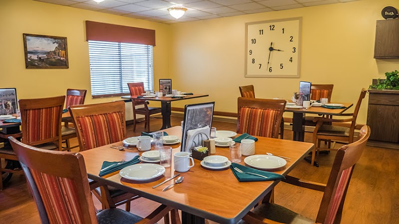 SUNRISE SKILLED NUR & REHAB nursing home in VIRDEN, IL - Photo 5 of 5