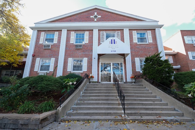 WARREN PARK HEALTH & LIVING CTR nursing home in CHICAGO, IL - Photo 2 of 5