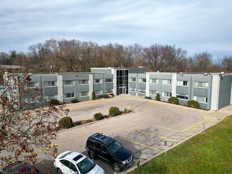 ROCK RIVER HEALTH CARE nursing home in ROCKFORD, IL - Photo 5 of 5