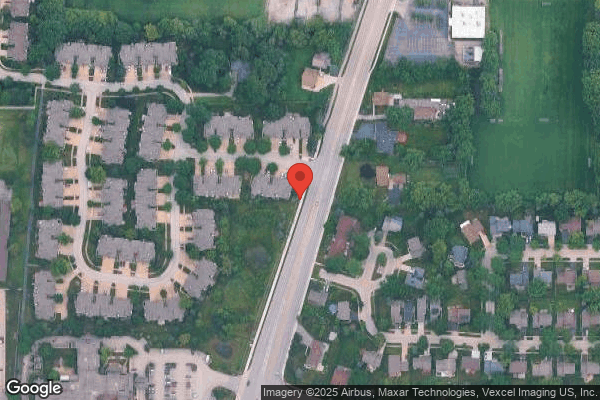 WARREN BARR BUFFALO GROVE nursing home in BUFFALO GROVE, IL - Photo 1 of 5